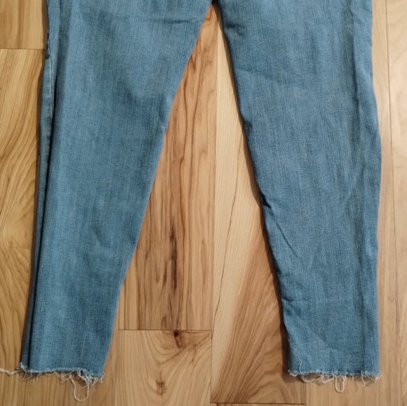 Maurice's Distressed ankle cut jeggings - Picture 6 of 12